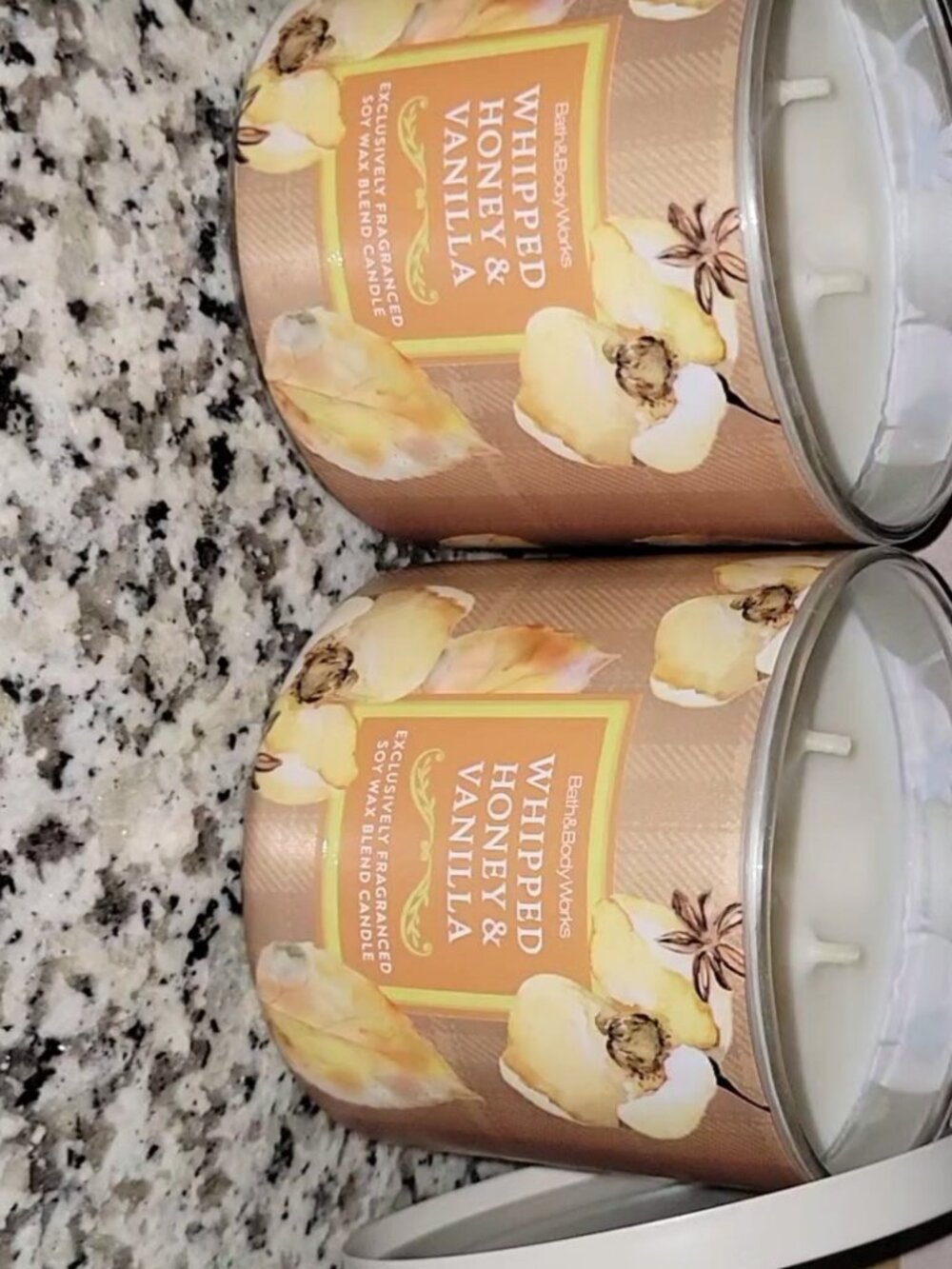 2 WHIPPED HONEY & VANILLA 3-WICK CANDLES WHITE BARN